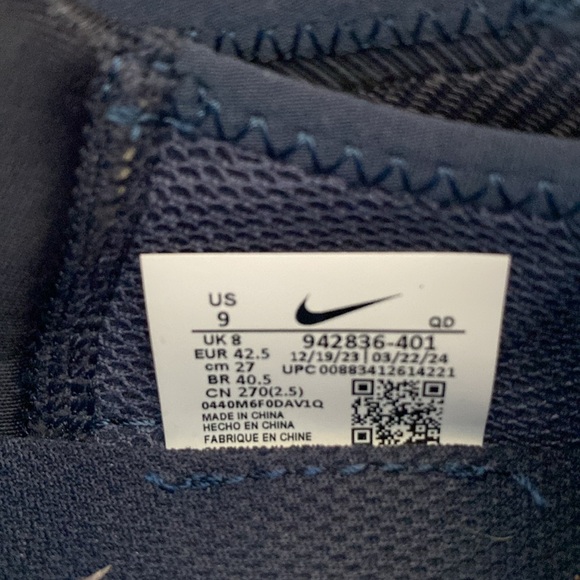 Nike Free Run Blue Athletic Shoes with Breathable Mesh men’s 9 worn once - Picture 4 of 7